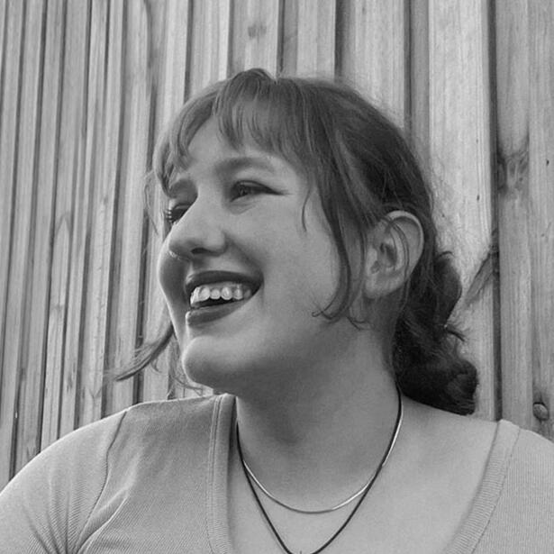 syd deines assistant designer